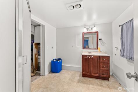 4212 Jackson Highway Chehalis WA 98532