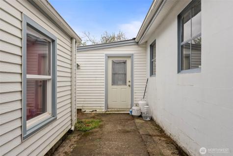 4212 Jackson Highway Chehalis WA 98532