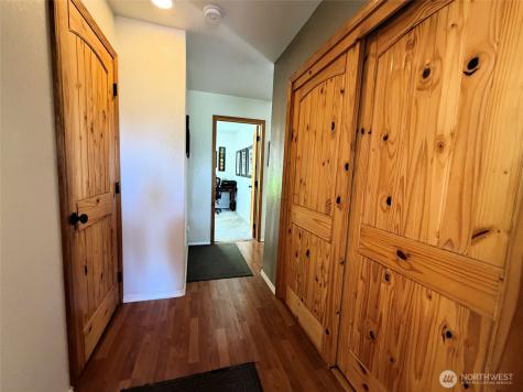 32765 Rays Place N Davenport WA 99122