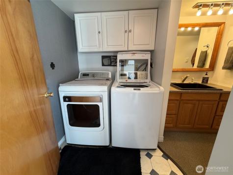 32765 Rays Place N Davenport WA 99122