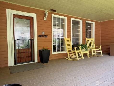 32765 Rays Place N Davenport WA 99122