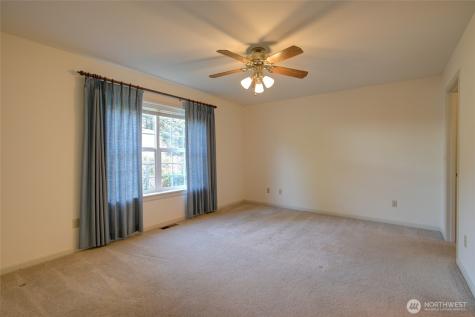 646 Woodland Loop NE Ocean Shores WA 98569