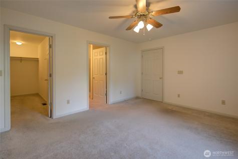 646 Woodland Loop NE Ocean Shores WA 98569
