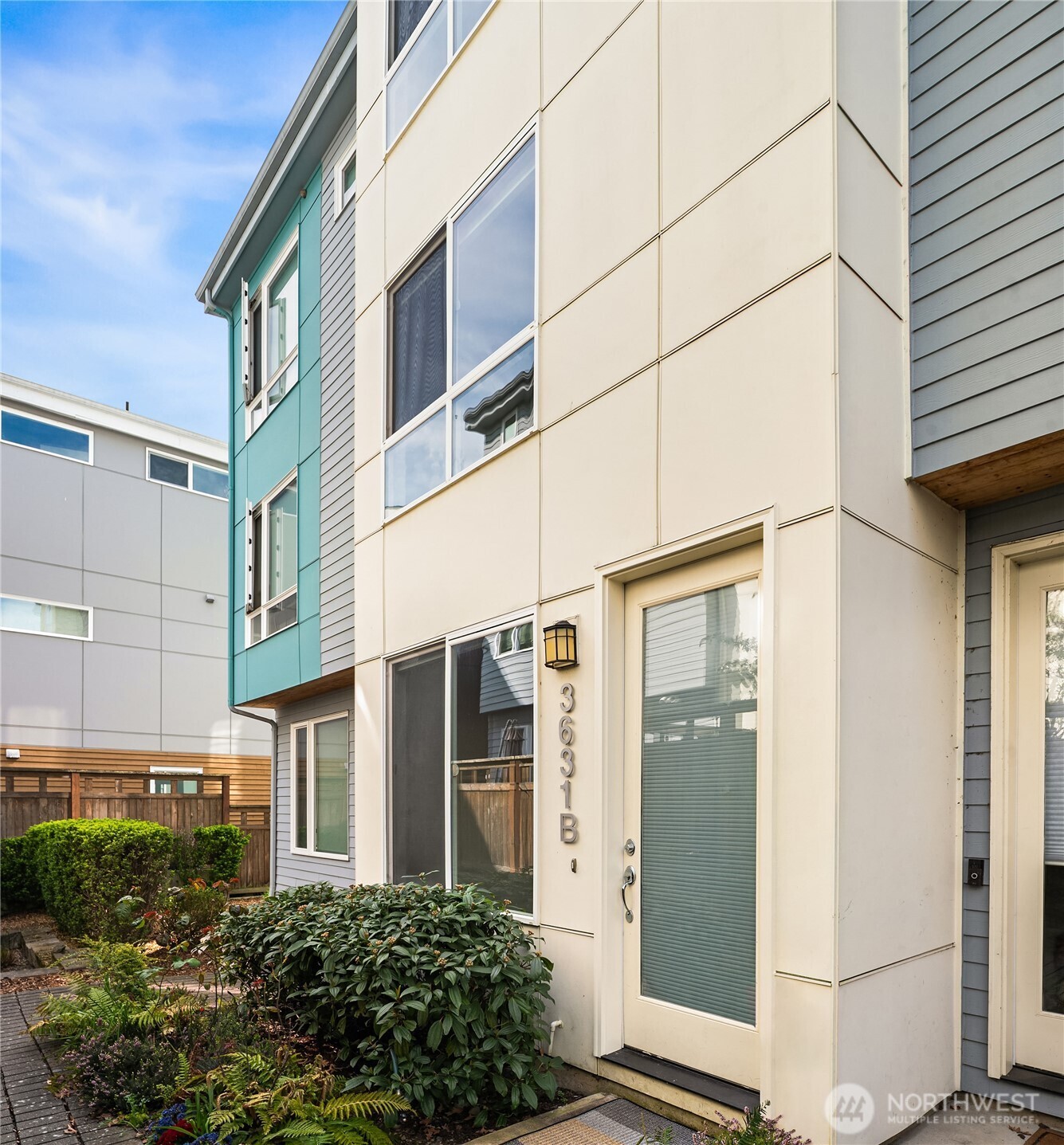 3631 Courtland Place S Seattle WA 98144