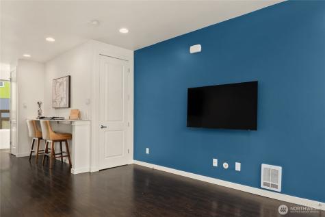 3631 Courtland Place S Seattle WA 98144