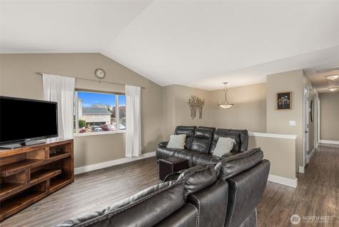 712 Lexington Place East Wenatchee WA 98802