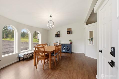 6033 181st Avenue SE Snohomish WA 98290