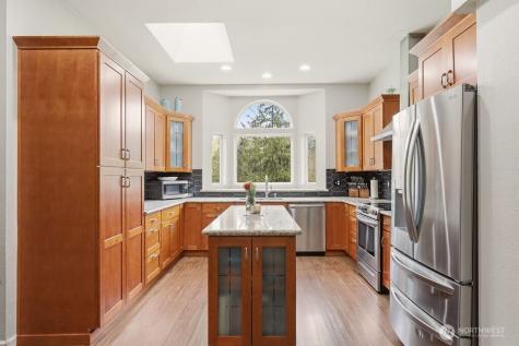 6033 181st Avenue SE Snohomish WA 98290