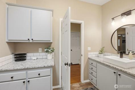 6033 181st Avenue SE Snohomish WA 98290