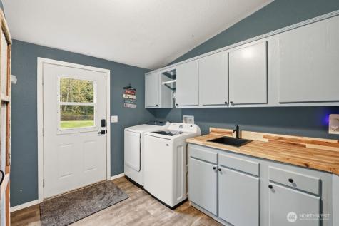 6033 181st Avenue SE Snohomish WA 98290