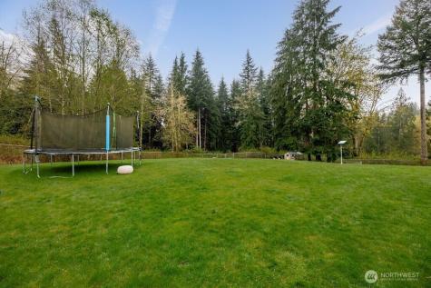 6033 181st Avenue SE Snohomish WA 98290