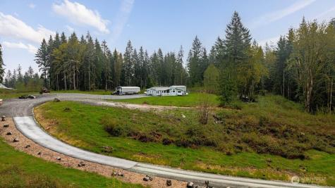 6033 181st Avenue SE Snohomish WA 98290