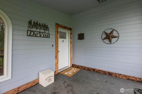 6033 181st Avenue SE Snohomish WA 98290