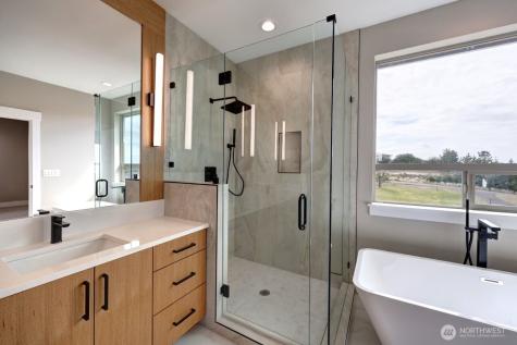 33509 J Place NW Ocean Park WA 98640
