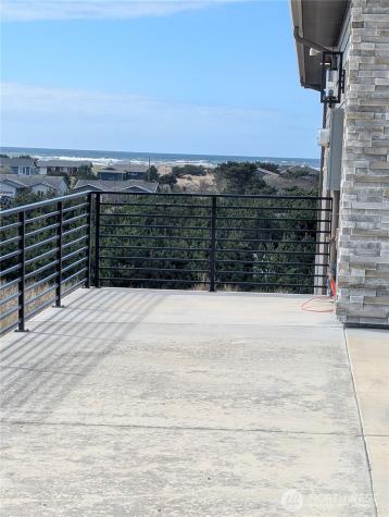 33509 J Place NW Ocean Park WA 98640