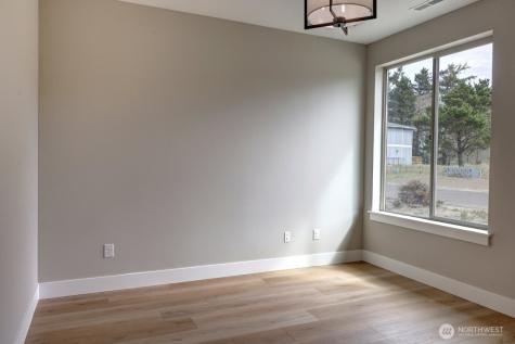 33509 J Place NW Ocean Park WA 98640