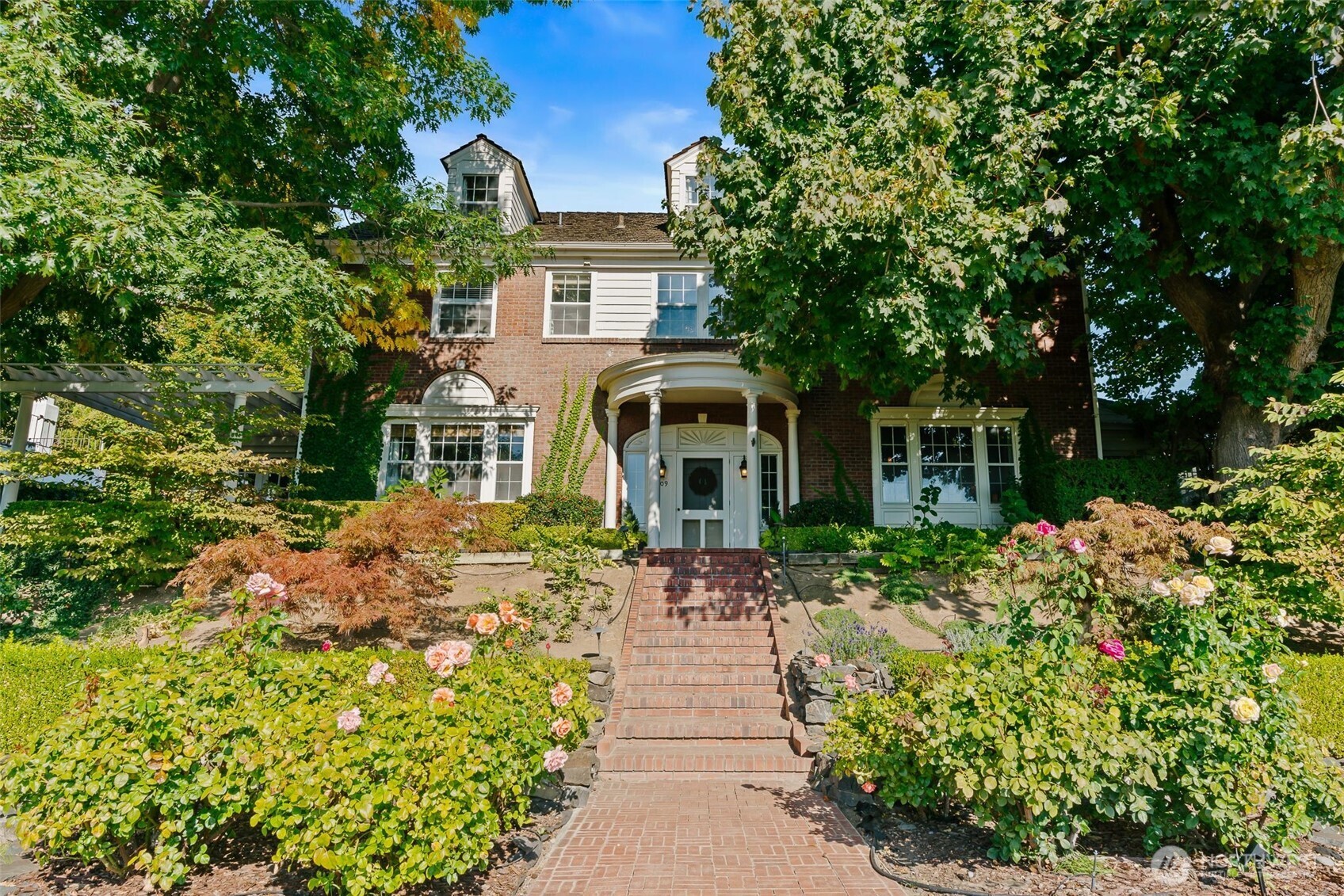 1909 W Chestnut Avenue Yakima WA 98092