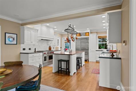 1909 W Chestnut Avenue Yakima WA 98092