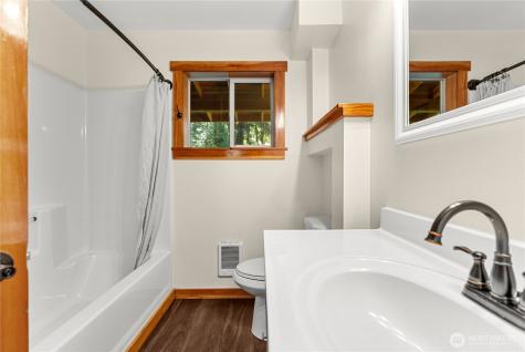 15 Howerton Road Twisp WA 98856