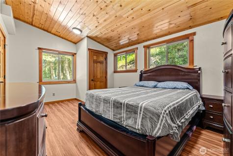 15 Howerton Road Twisp WA 98856