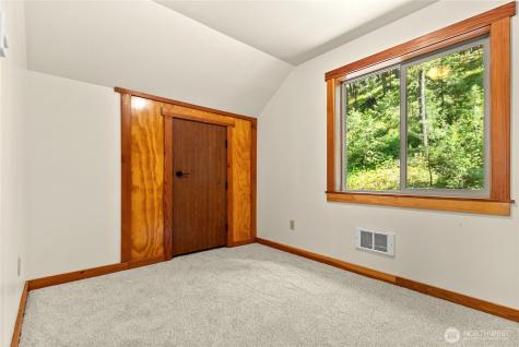 15 Howerton Road Twisp WA 98856