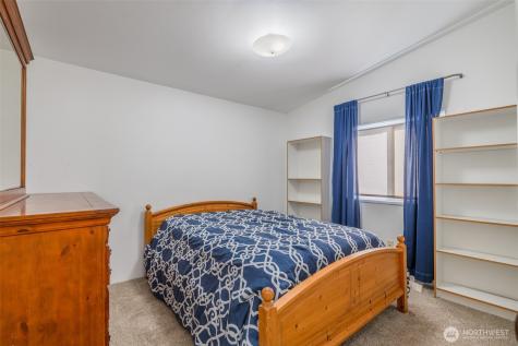 28454 SE 168th Avenue Kent WA 98042