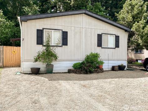 28454 SE 168th Avenue Kent WA 98042