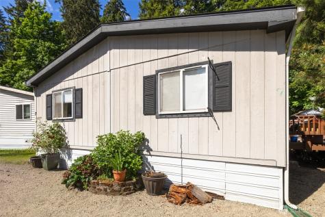 28454 SE 168th Avenue Kent WA 98042
