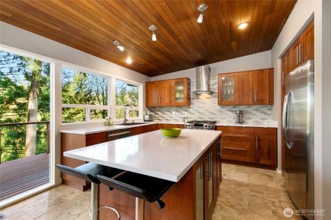 7439 NE 123rd Place Kirkland WA 98034