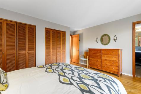 7439 NE 123rd Place Kirkland WA 98034