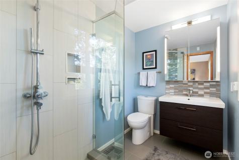7439 NE 123rd Place Kirkland WA 98034