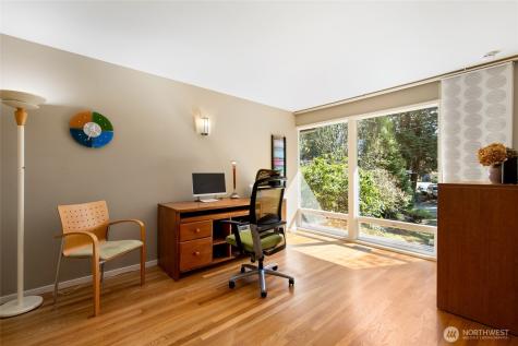 7439 NE 123rd Place Kirkland WA 98034