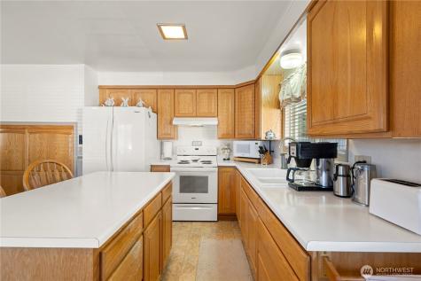 915 128th Street SW Everett WA 98204