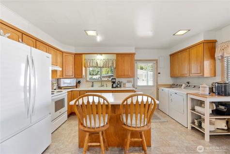 915 128th Street SW Everett WA 98204