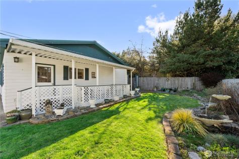 915 128th Street SW Everett WA 98204