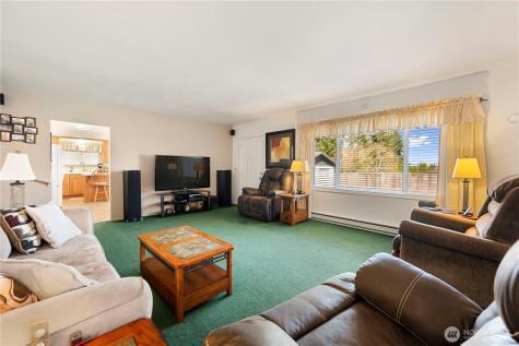 915 128th Street SW Everett WA 98204