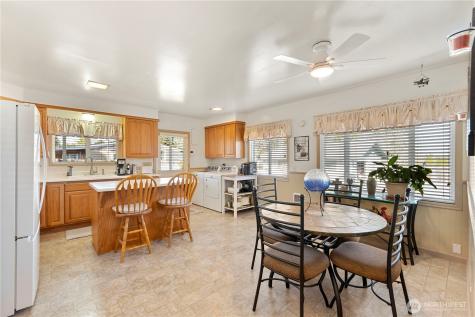 915 128th Street SW Everett WA 98204