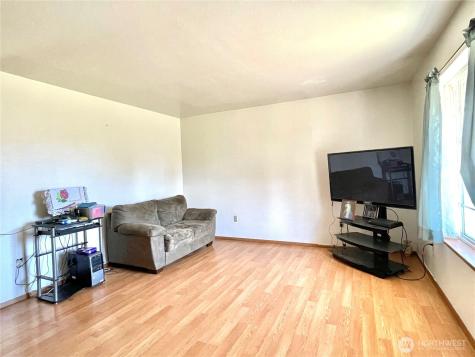 59 Copple Road Omak WA 98841