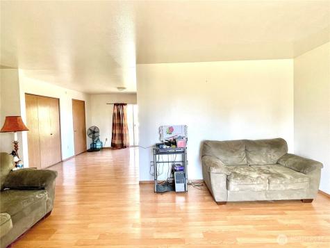 59 Copple Road Omak WA 98841