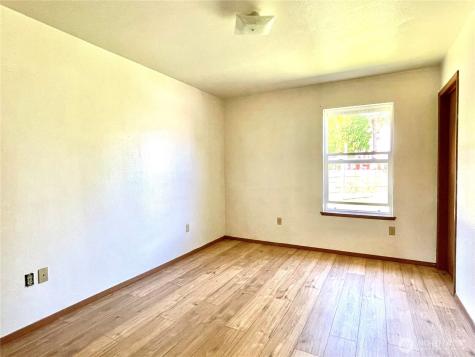 59 Copple Road Omak WA 98841