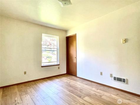 59 Copple Road Omak WA 98841