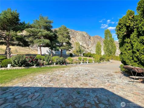 59 Copple Road Omak WA 98841