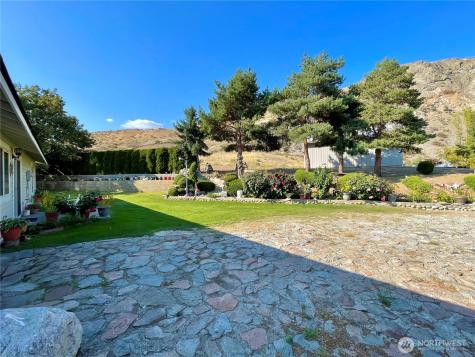 59 Copple Road Omak WA 98841