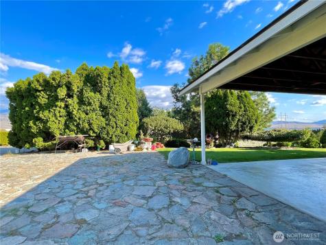 59 Copple Road Omak WA 98841