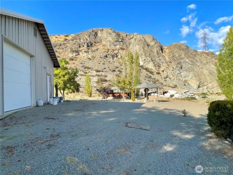 59 Copple Road Omak WA 98841