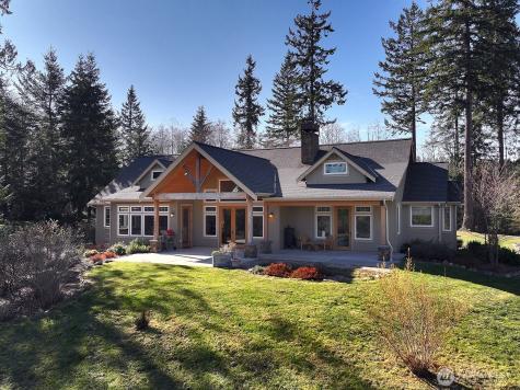 3858 Resort Road Greenbank WA 98253