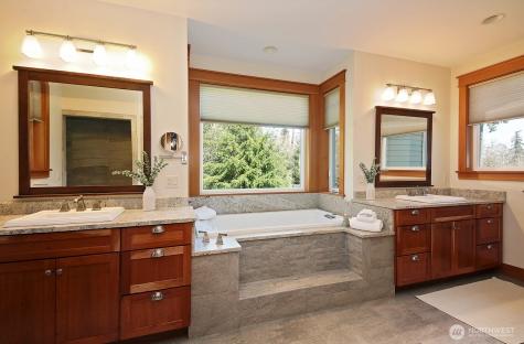 3858 Resort Road Greenbank WA 98253