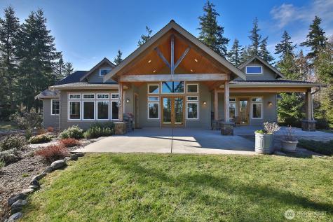 3858 Resort Road Greenbank WA 98253