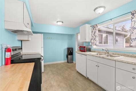 313 Rosewood Street Kelso WA 98626