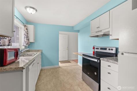 313 Rosewood Street Kelso WA 98626